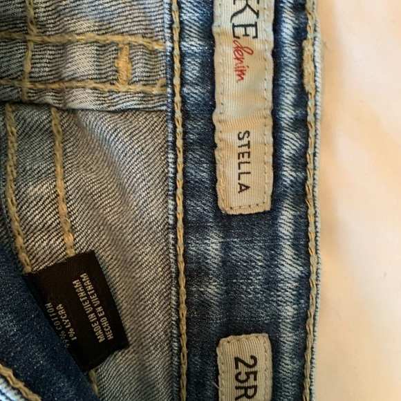 Jeans - Picture 3 of 4